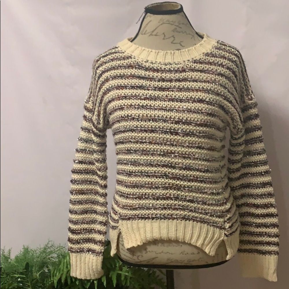 NWT HEARTLOOM NWOT BETH METALLIC SWEATER